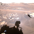 stereo_tn NRF_0203_0684970679_051EJP_N0071716NCAM02203_XX_195J02