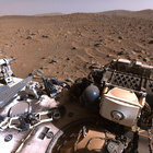 stereo_tn NRF_0764_0734774939_801EJP_N0380944NCAM02764_XX_195J01