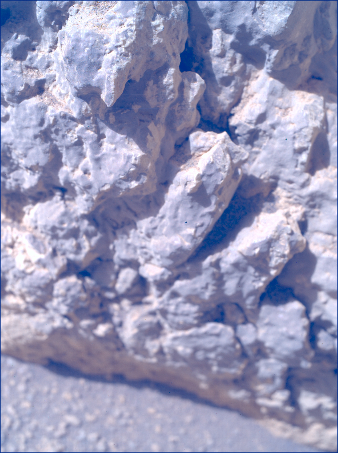 SIF_1310_0783239405_714EBY_N0611678SRLC01081_0000LMJ_calib01_areo info